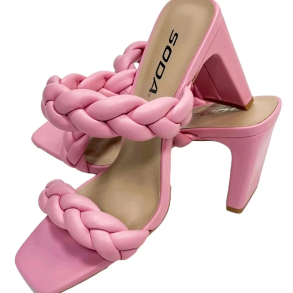 SODA lena heels pink sandals slip ons spring braided block heel size 8 N…